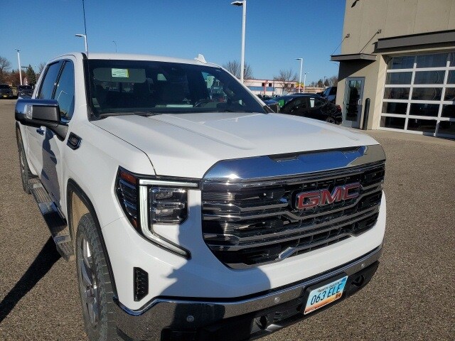 2022 Gmc Sierra 1500 SLT photo 2
