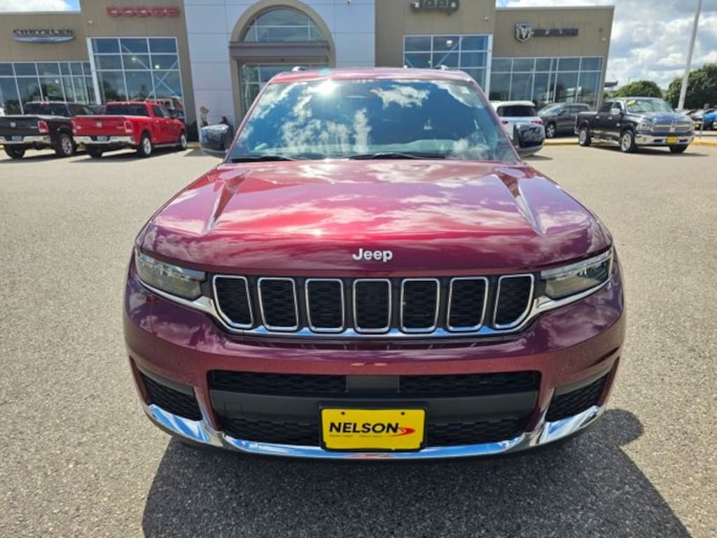 New 2025 Jeep Grand Cherokee L LAREDO 4X4 Sport Utility