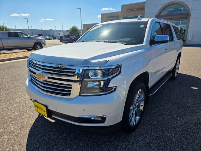 Used 2019 Chevrolet Suburban Premier with VIN 1GNSKJKCXKR149215 for sale in Fergus Falls, Minnesota