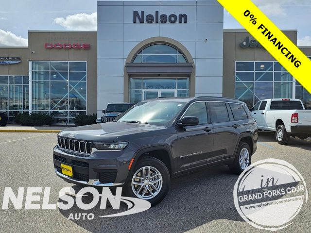 2025 Jeep Grand Cherokee L Laredo's photo