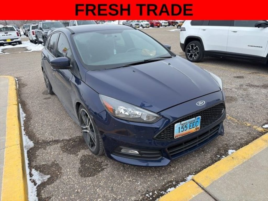 Used 2016 Ford Focus ST Base Hatchback