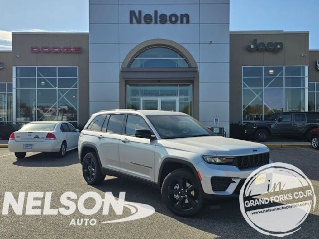 New 2025 Jeep Grand Cherokee ALTITUDE 4X4 Sport Utility