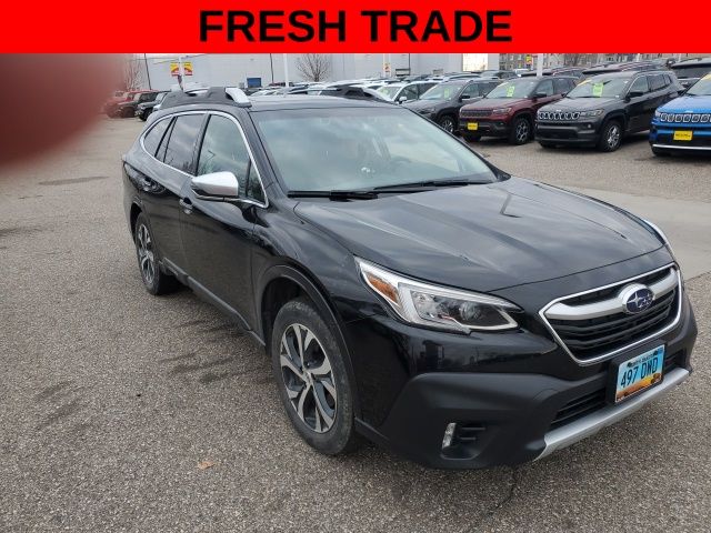 2022 Subaru Outback Touring's photo