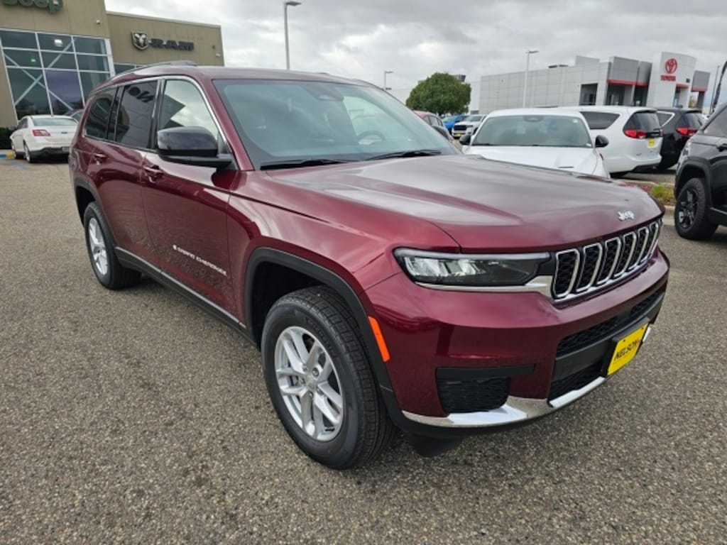 New 2025 Jeep Grand Cherokee L LAREDO X 4X4 Sport Utility