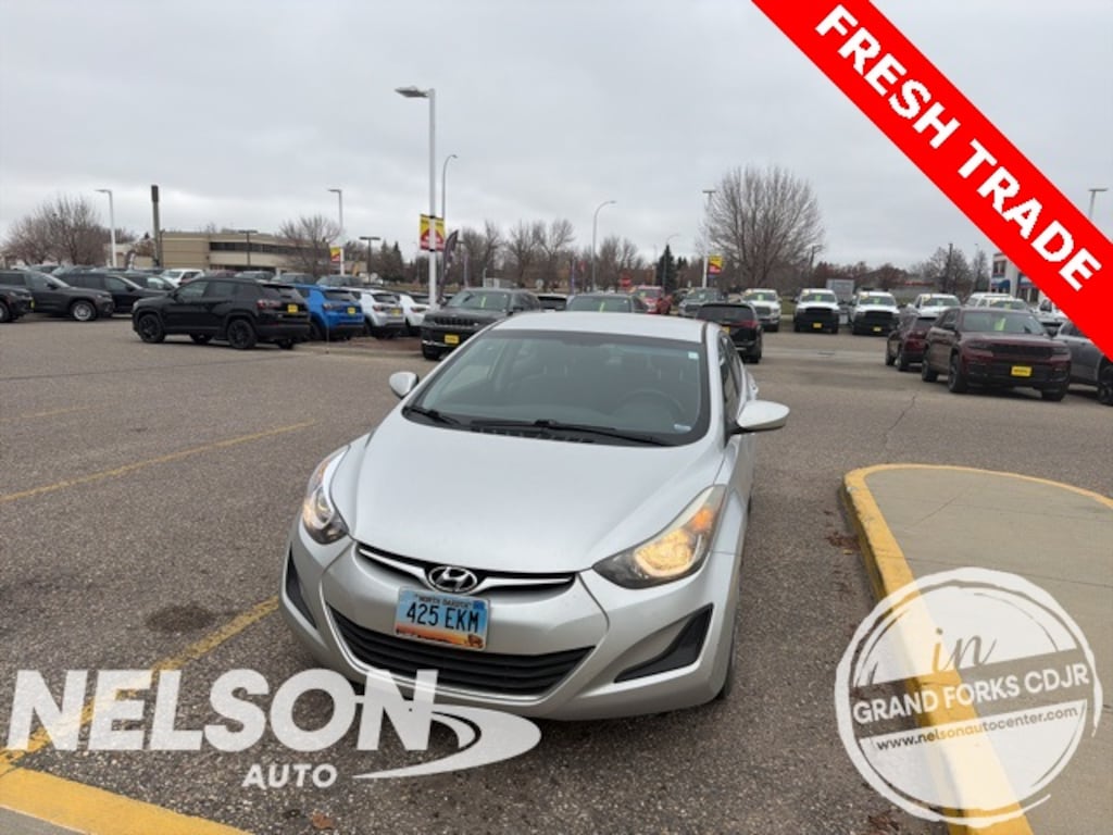 Used 2016 Hyundai Elantra SE Sedan