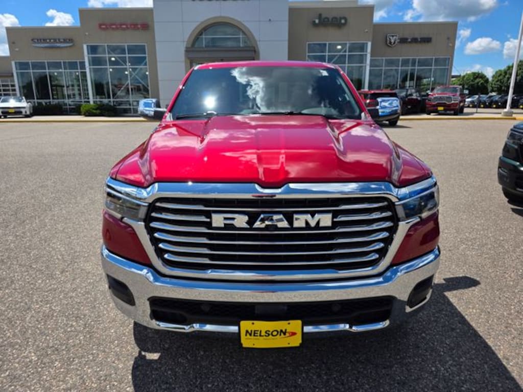 New 2026 Ram 1500 LARAMIE CREW CAB 4X4 5'7 BOX Pickup
