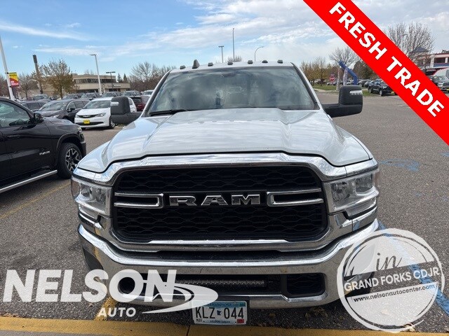 2023 Ram 2500 Tradesman photo 2