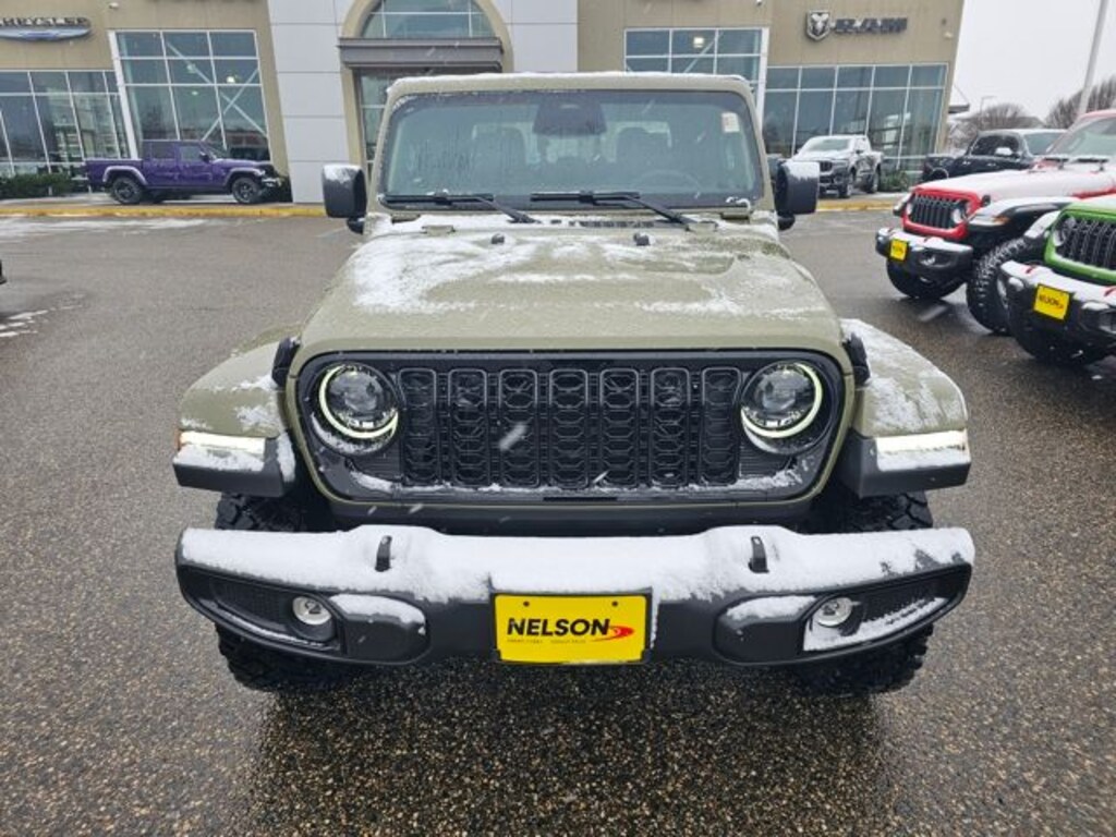 New 2026 Jeep Gladiator WILLYS 4X4 Pickup
