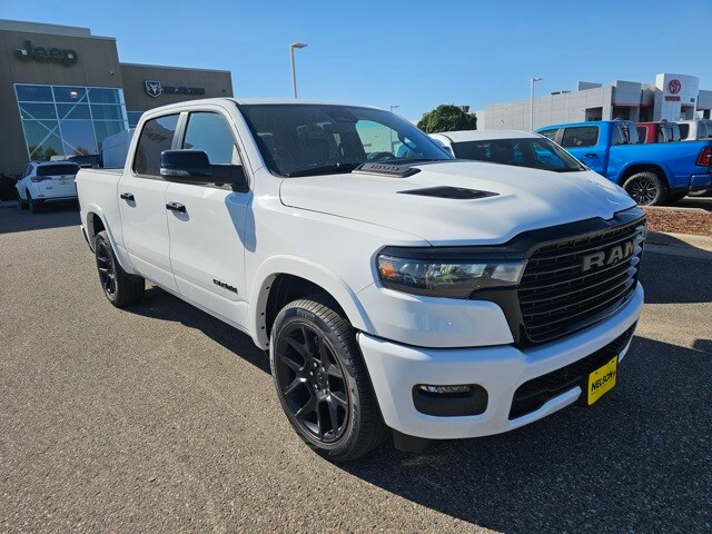 2026 Ram 1500 Laramie photo 4
