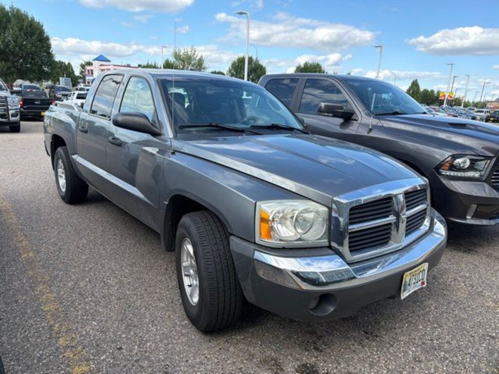 Used 2005 Dodge Dakota SLT Truck Quad Cab