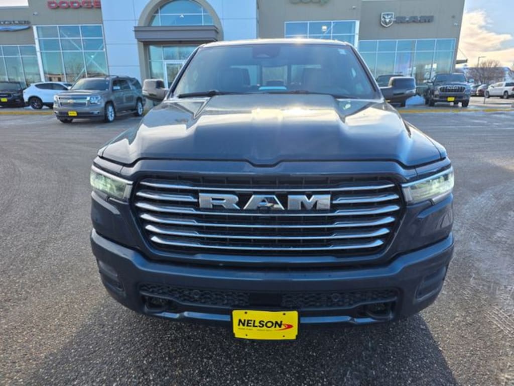 New 2026 Ram 1500 LARAMIE CREW CAB 4X4 5'7 BOX Pickup