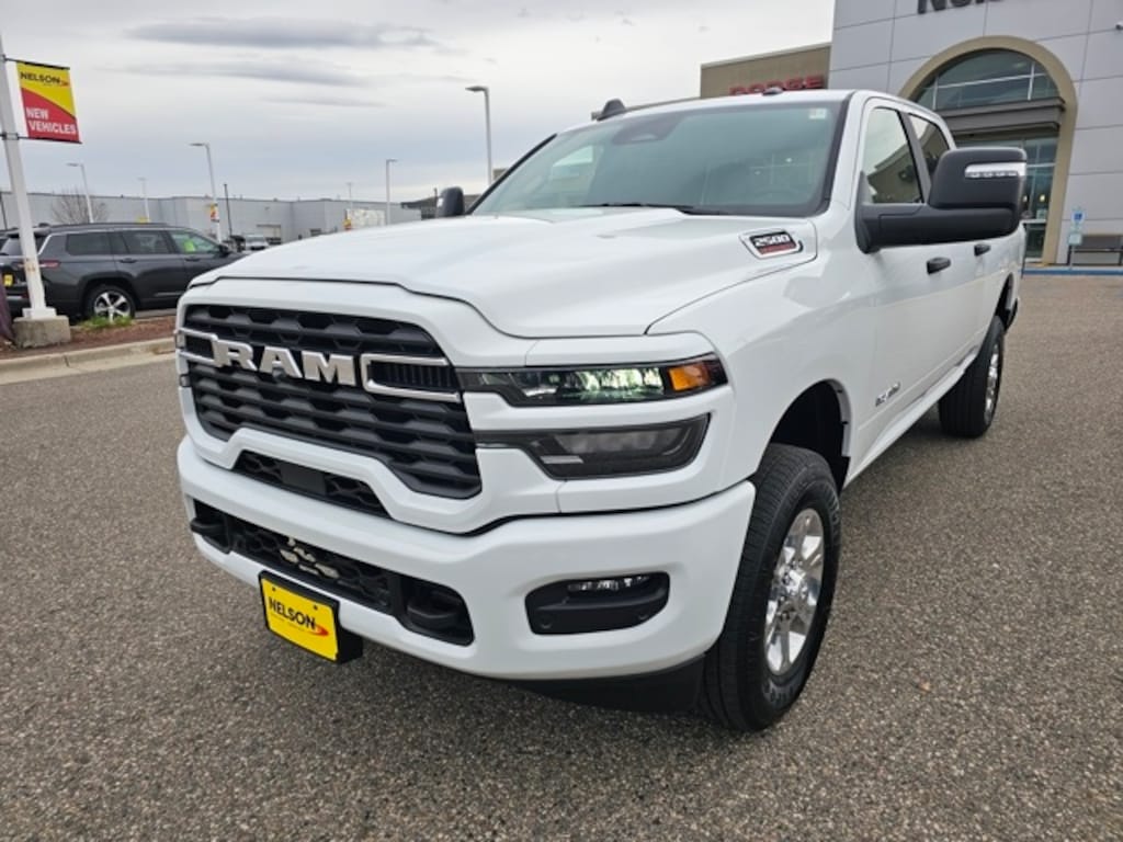 New 2026 Ram 2500 BIG HORN CREW CAB 4X4 6'4 BOX Pickup