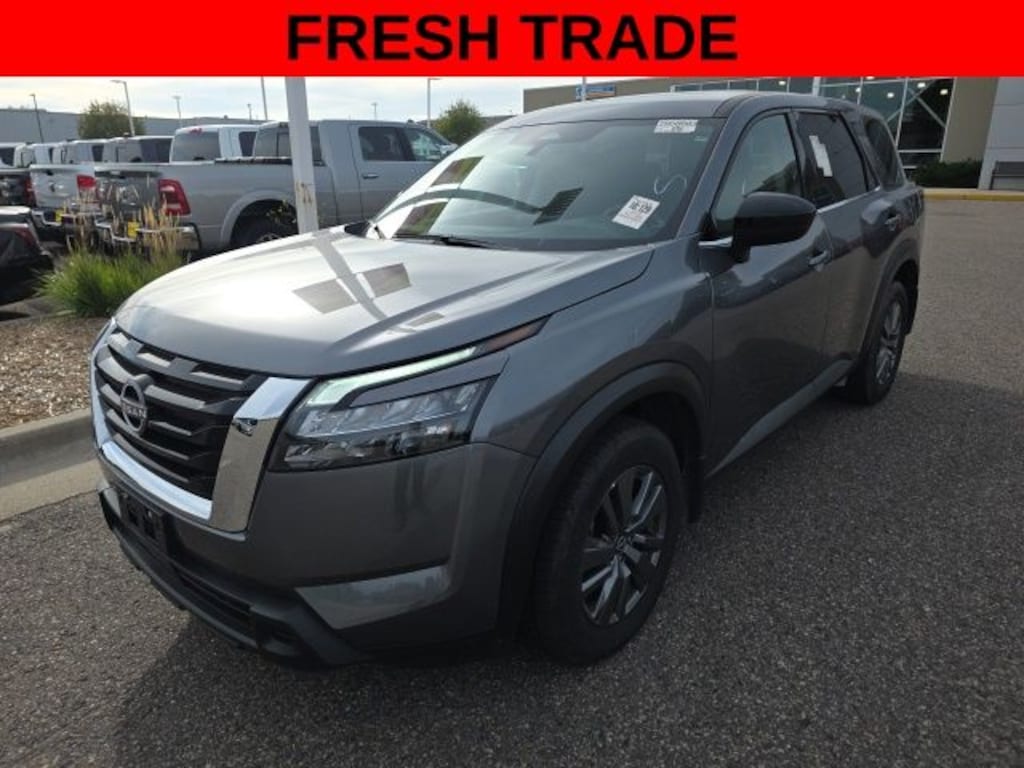Used 2025 Nissan Pathfinder S SUV