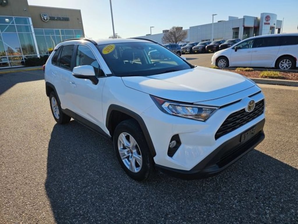 Used 2021 Toyota RAV4 XLE SUV