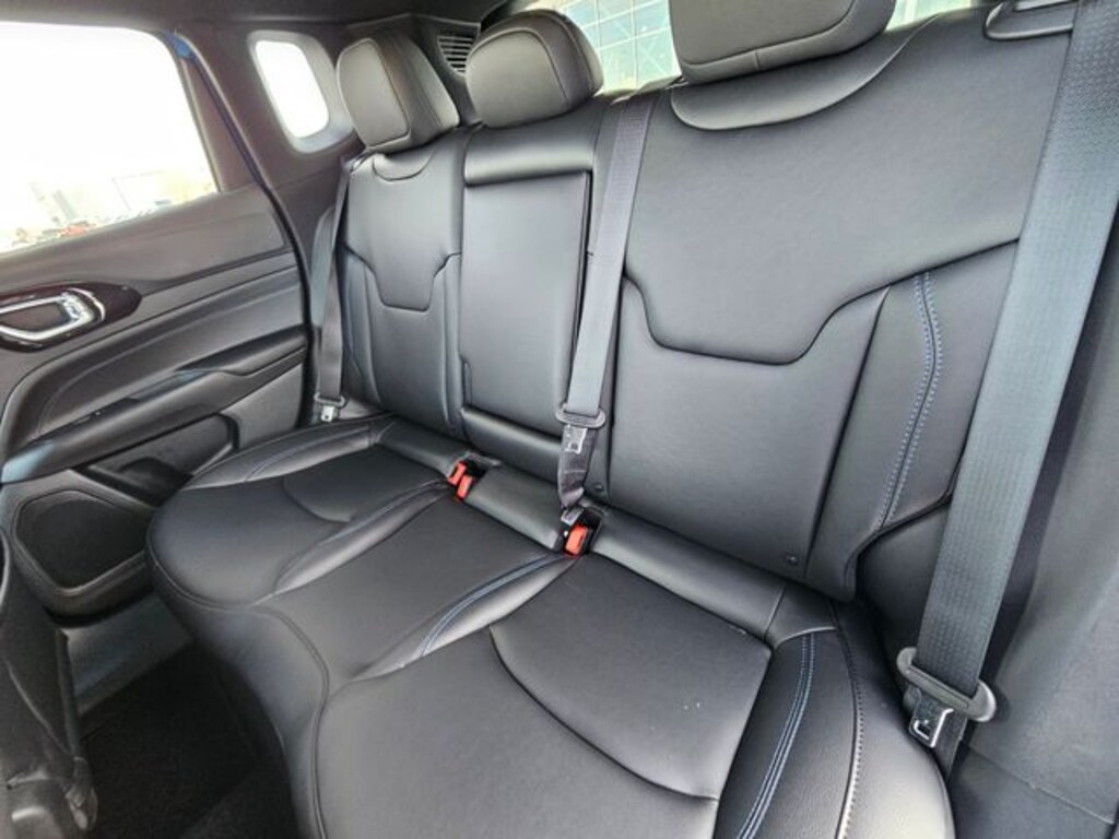 New 2026 Jeep Compass LIMITED ALTITUDE 4X4 Sport Utility