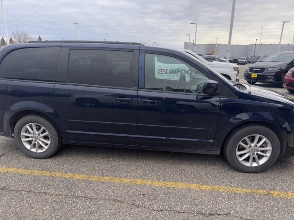Used 2014 Dodge Grand Caravan SXT Van