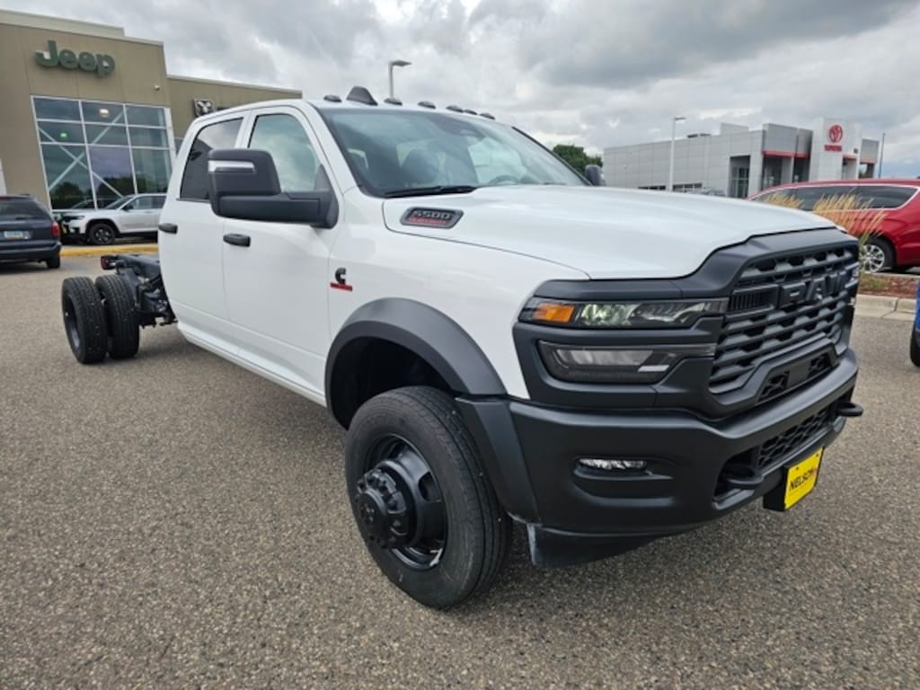 New 2025 Ram 5500 Chassis Cab 5500 TRADESMAN CHASSIS CREW CAB 4X4 84' CA Pickup