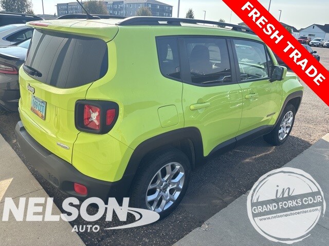 2017 Jeep Renegade Latitude North Edition photo 4