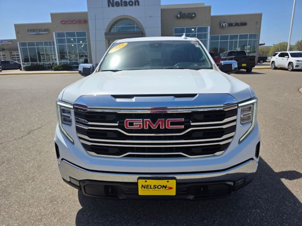 Used 2025 GMC Sierra 1500 SLT Truck Crew Cab
