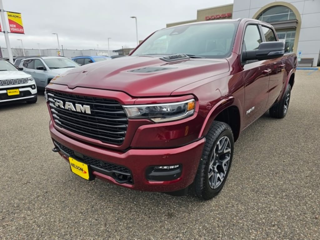 New 2026 Ram 1500 LARAMIE CREW CAB 4X4 5'7 BOX Pickup