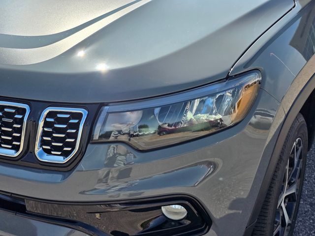 New 2026 Jeep Compass LIMITED 4X4 Sport Utility