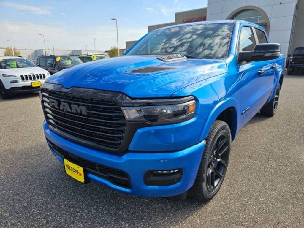 New 2026 Ram 1500 LARAMIE CREW CAB 4X4 5'7 BOX Pickup