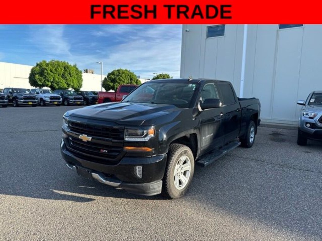 Used 2018 Chevrolet Silverado 1500 LT Truck Crew Cab
