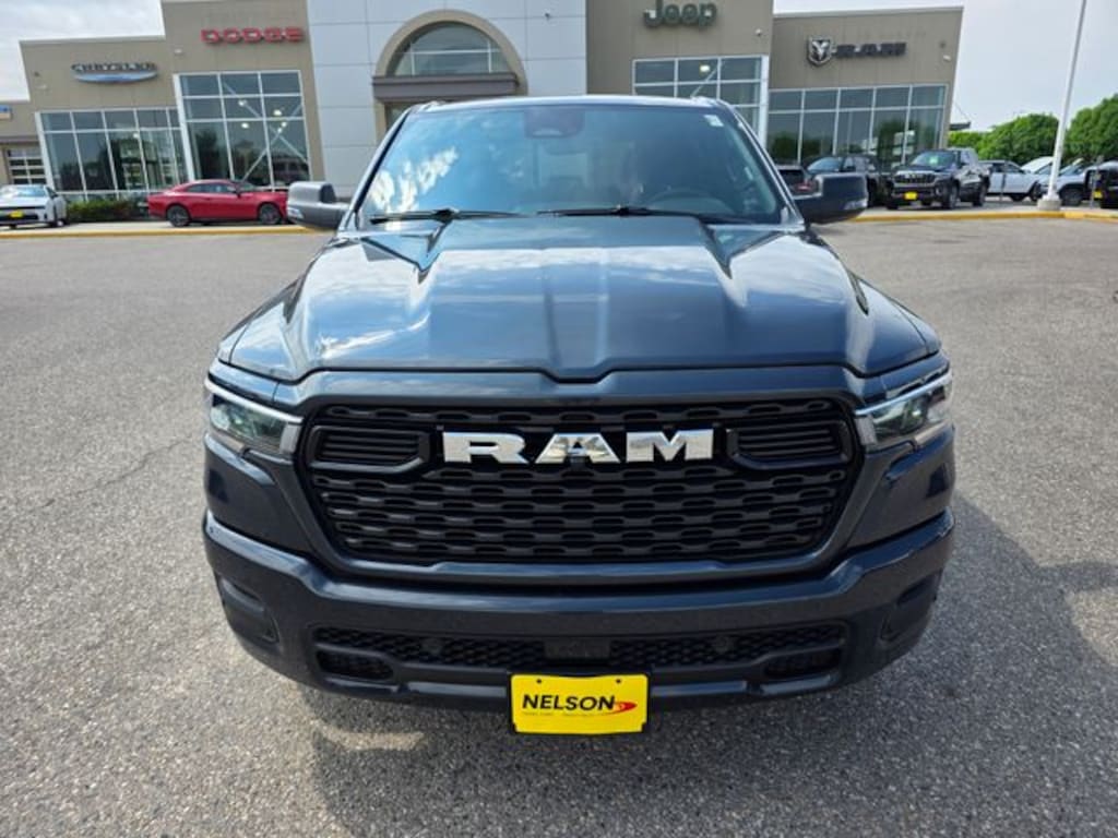 New 2026 Ram 1500 BIG HORN CREW CAB 4X4 5'7 BOX Pickup