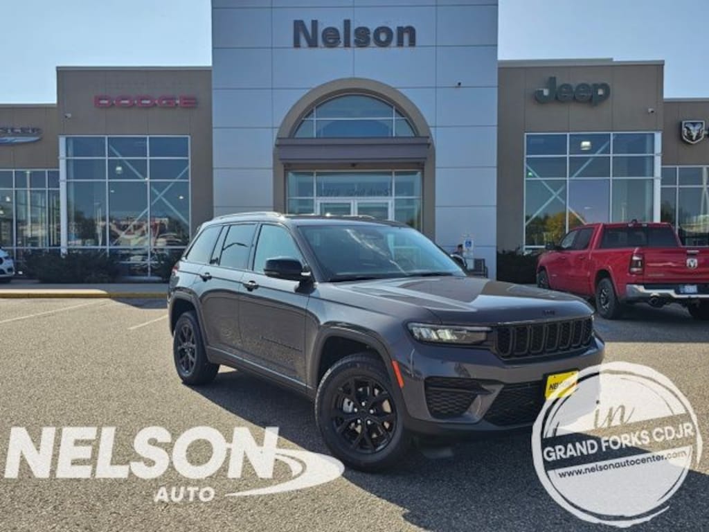 New 2025 Jeep Grand Cherokee ALTITUDE 4X4 Sport Utility