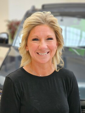 Staff member Suzi Swangler from 277e3ca034a1