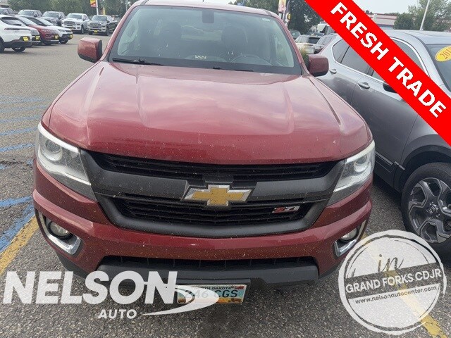2015 Chevrolet Colorado Z71 photo 2