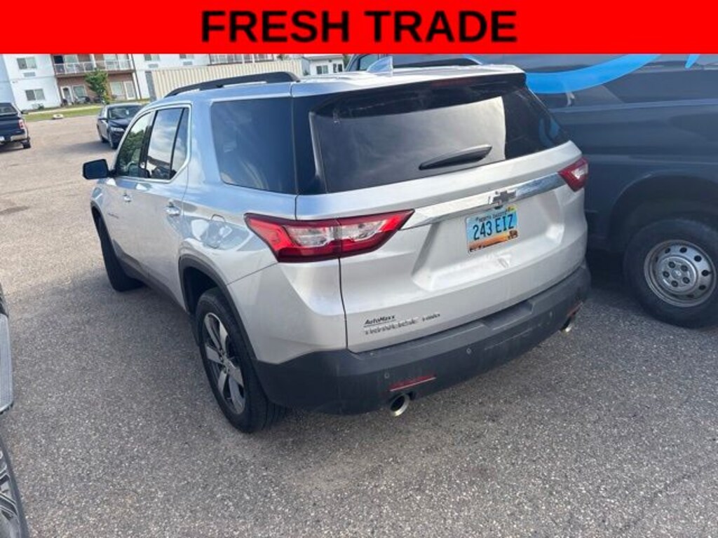 Used 2020 Chevrolet Traverse LT Cloth w/1LT SUV