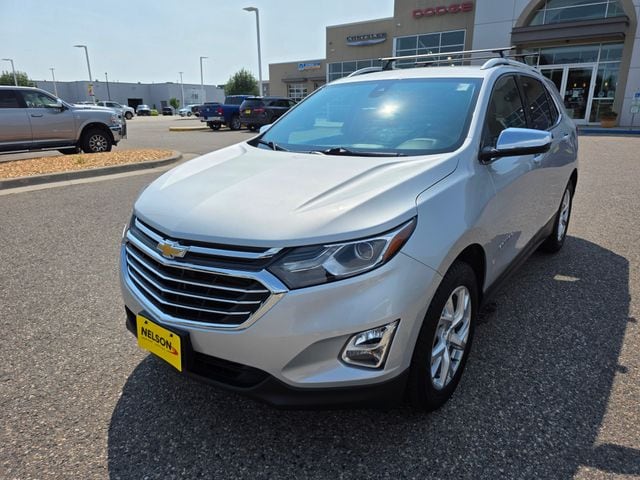 Used 2018 Chevrolet Equinox Premier with VIN 2GNAXVEV4J6273590 for sale in Fergus Falls, Minnesota