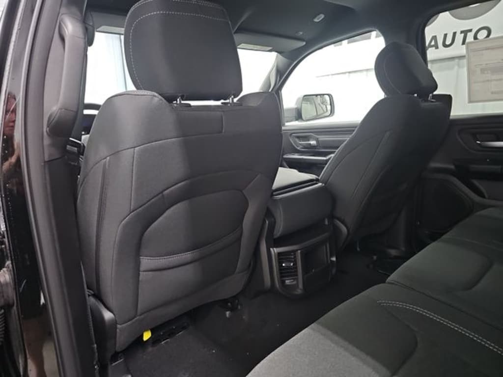 New 2026 Ram 1500 WARLOCK CREW CAB 4X4 5'7 BOX Pickup