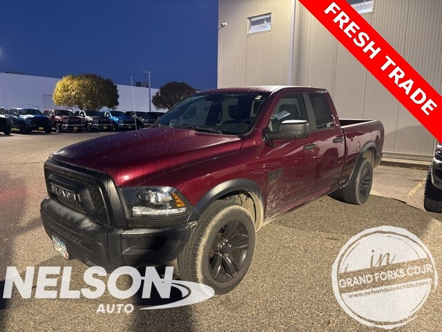 2022 Ram 1500 Classic SLT photo 3