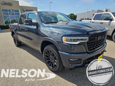2026 Ram 1500 LIMITED CREW CAB 4X4 5'7 BOX Pickup