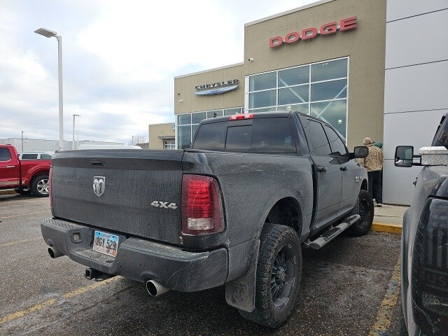 2014 Ram 1500 Sport photo 2