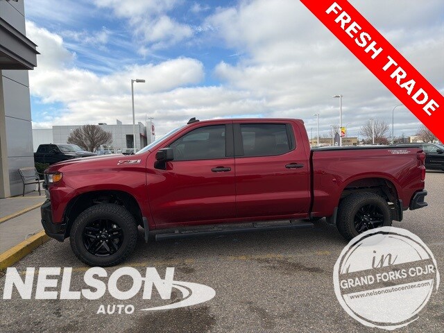 2021 Chevrolet Silverado 1500 Custom Trail Boss photo 2