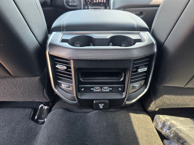 2026 RAM 2500 Laramie - Photo 18
