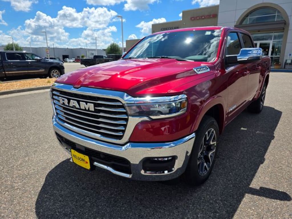 New 2026 Ram 1500 LARAMIE CREW CAB 4X4 5'7 BOX Pickup