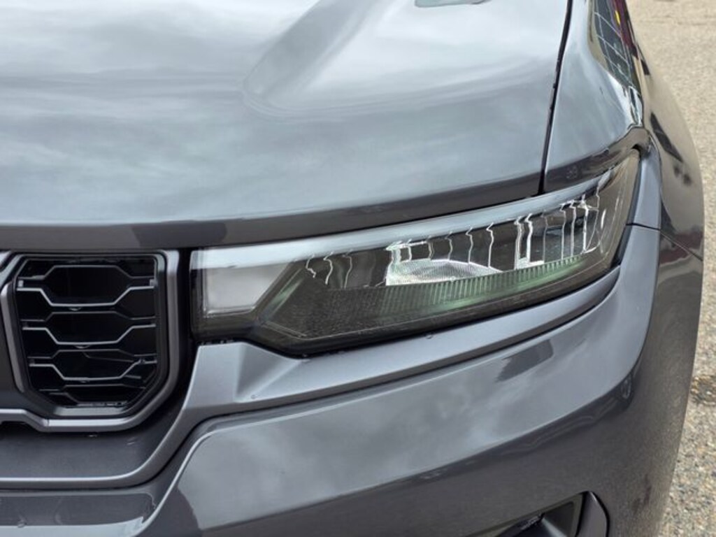 New 2026 Jeep Grand Cherokee L LIMITED 4X4 Sport Utility
