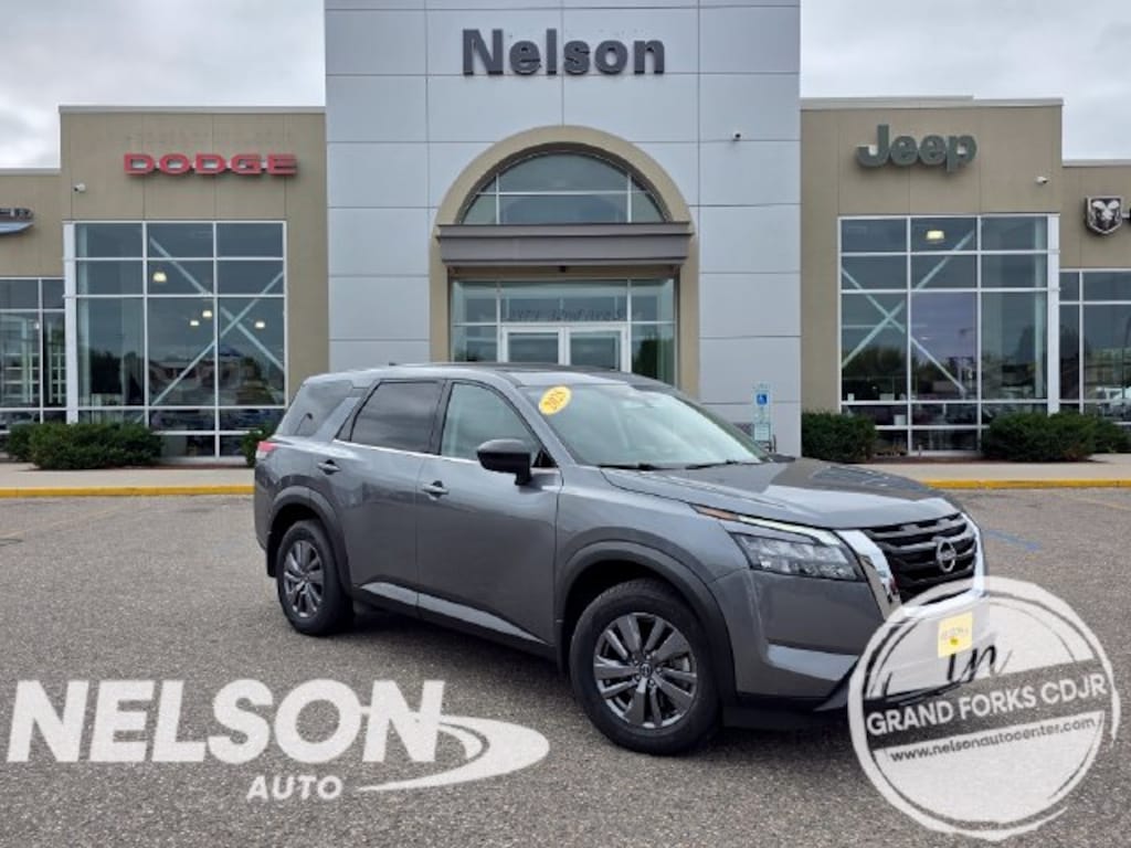 Used 2025 Nissan Pathfinder S SUV