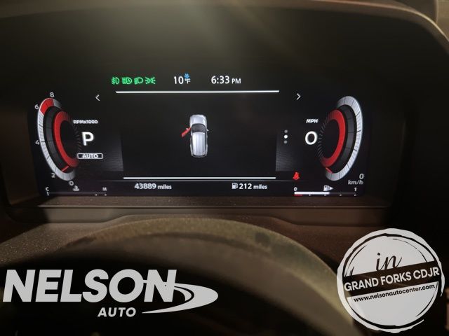 2022 Nissan Rogue Platinum's photo