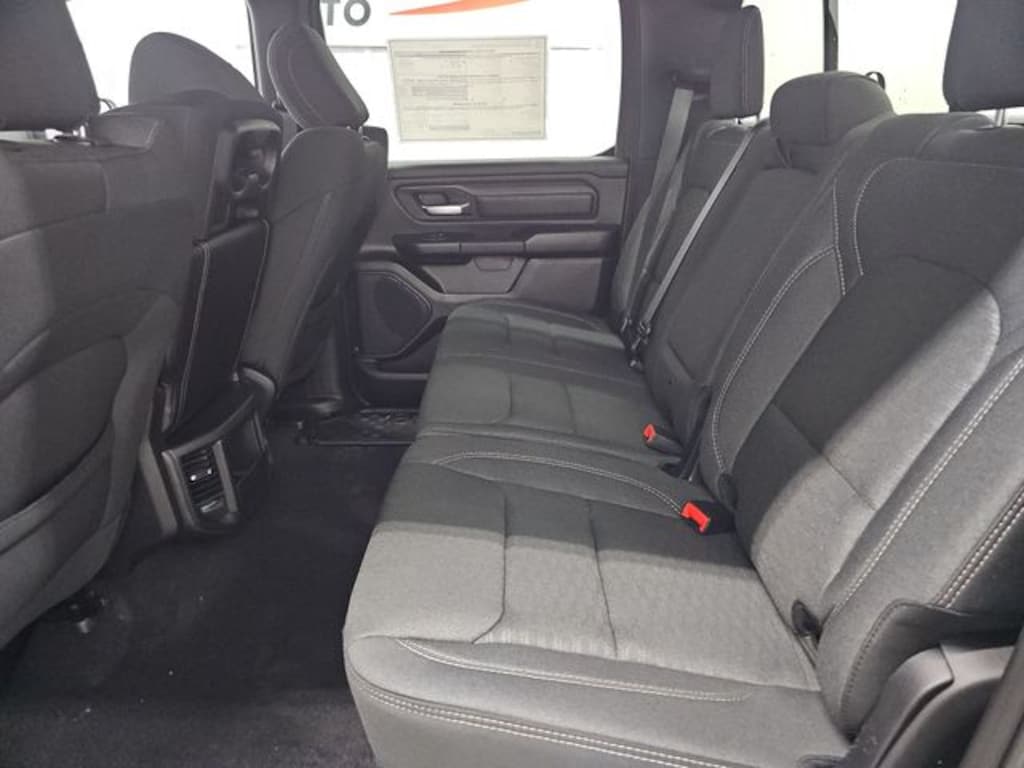 New 2026 Ram 1500 WARLOCK CREW CAB 4X4 5'7 BOX Pickup