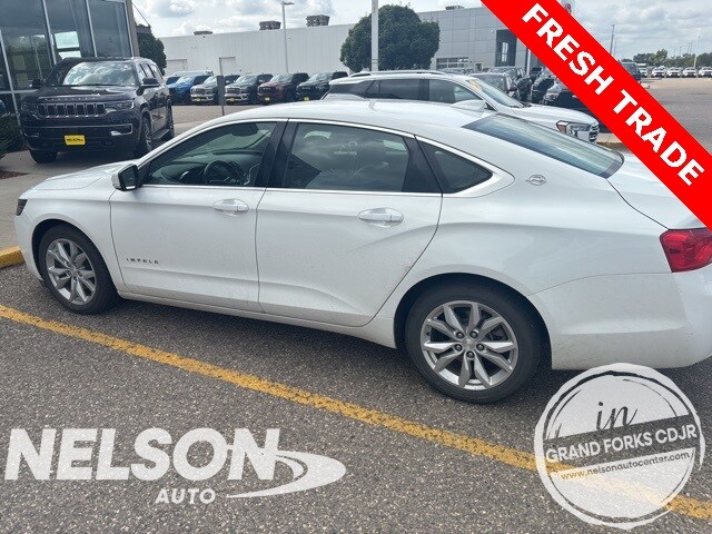 2017 Chevrolet Impala 1LT photo 4
