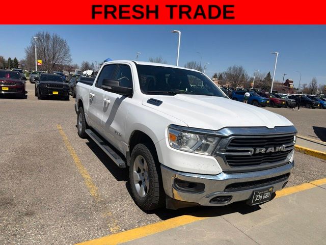2021 RAM 1500 Big Horn/Lone Star 4x4 Crew Cab 5'7's photo