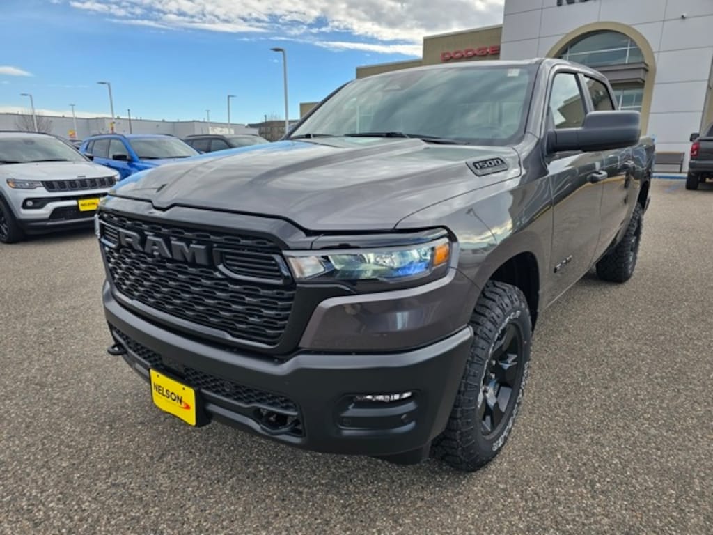 New 2026 Ram 1500 WARLOCK CREW CAB 4X4 5'7 BOX Pickup