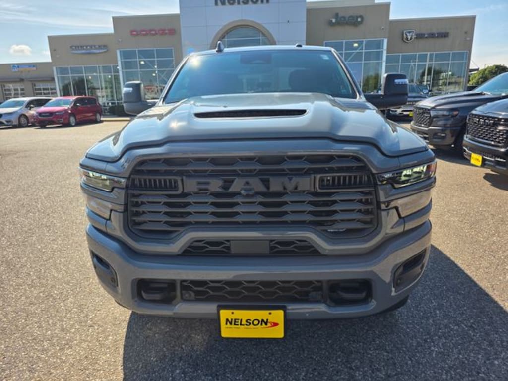 New 2027 Ram 2500 BIG HORN CREW CAB 4X4 6'4 BOX Pickup