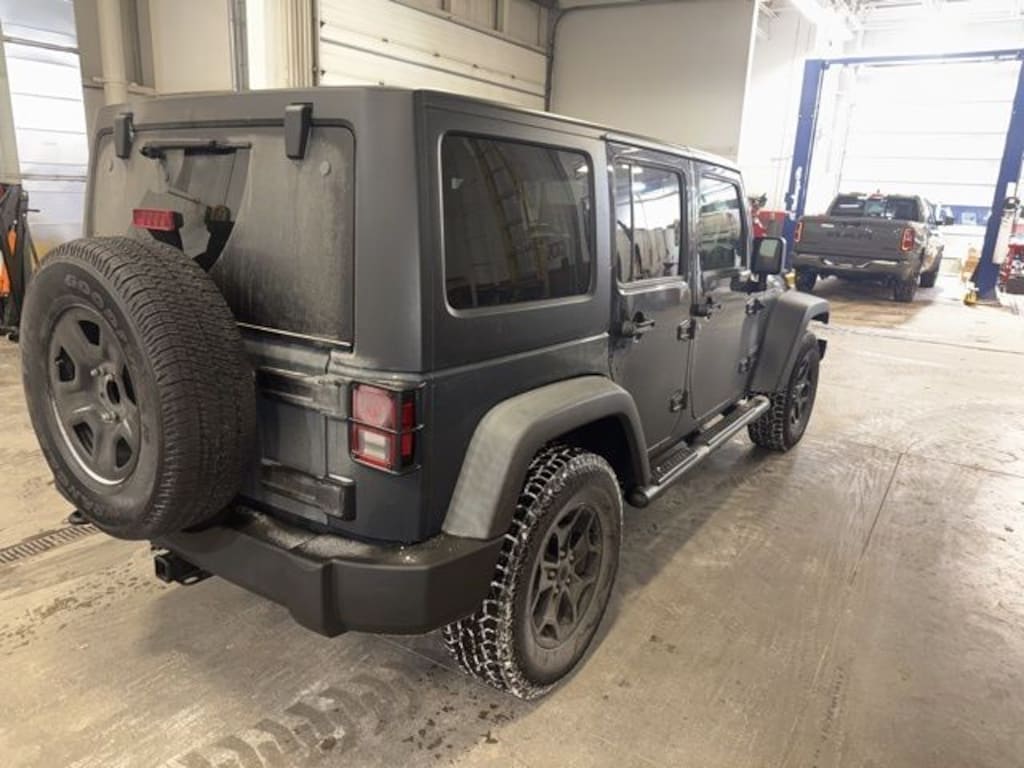 Used 2018 Jeep Wrangler JK Unlimited Sport 4x4 SUV