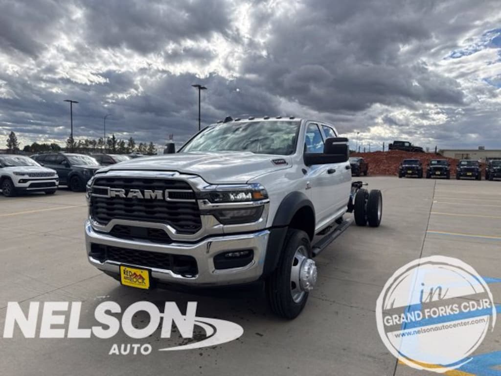 New 2026 Ram 5500 Chassis Cab TRADESMAN CREW 4X4 84' CA Pickup